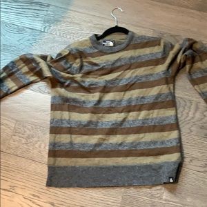 Northface sweater